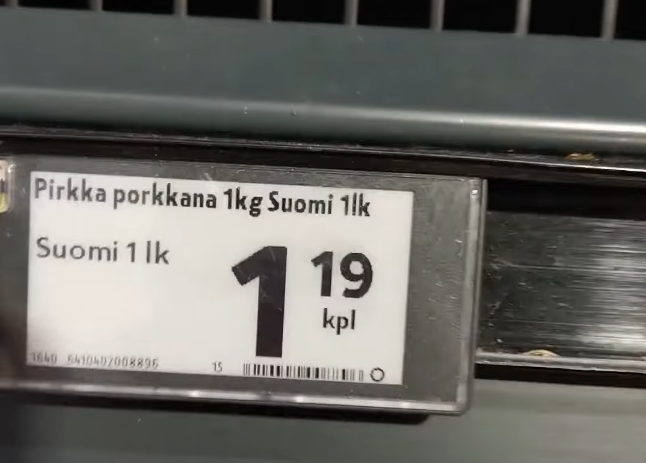 Prezzo per Pirkka porkkana (carote) 1kg Suomi 1lk a 1.19 kpl (per pezzo) in un supermercato.