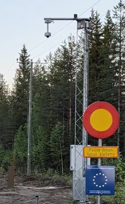 Telecamera di sorveglianza finlandese al confine con la russia.