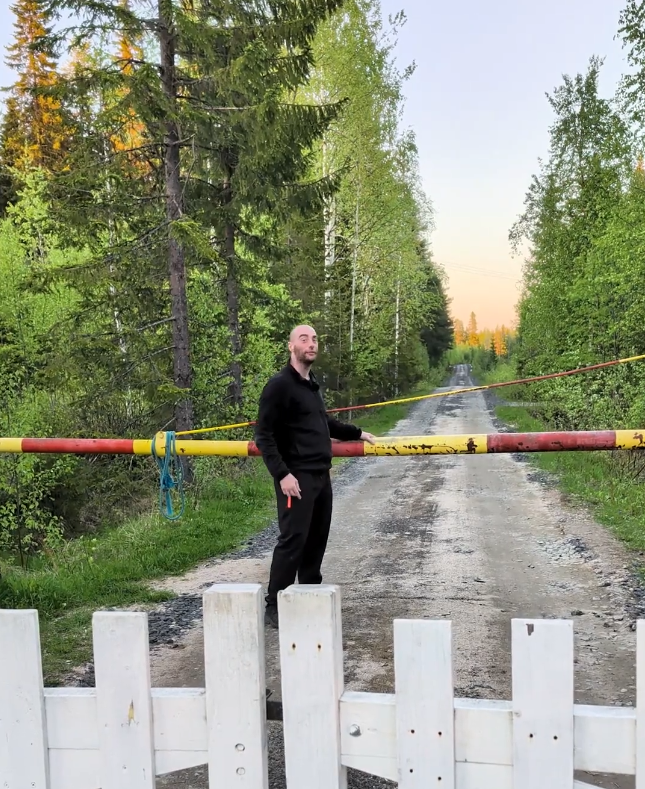 Sbarra di confine tra finlandia e russia.