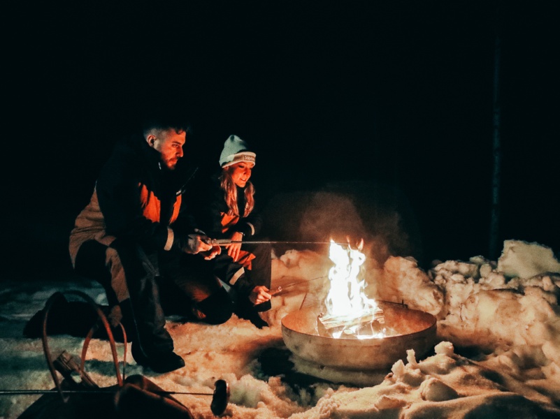 Nel cuore del gelo: La tua notte segreta in Lapponia — foto 6