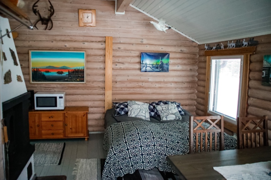 Nel cuore del gelo: La tua notte segreta in Lapponia — foto 11