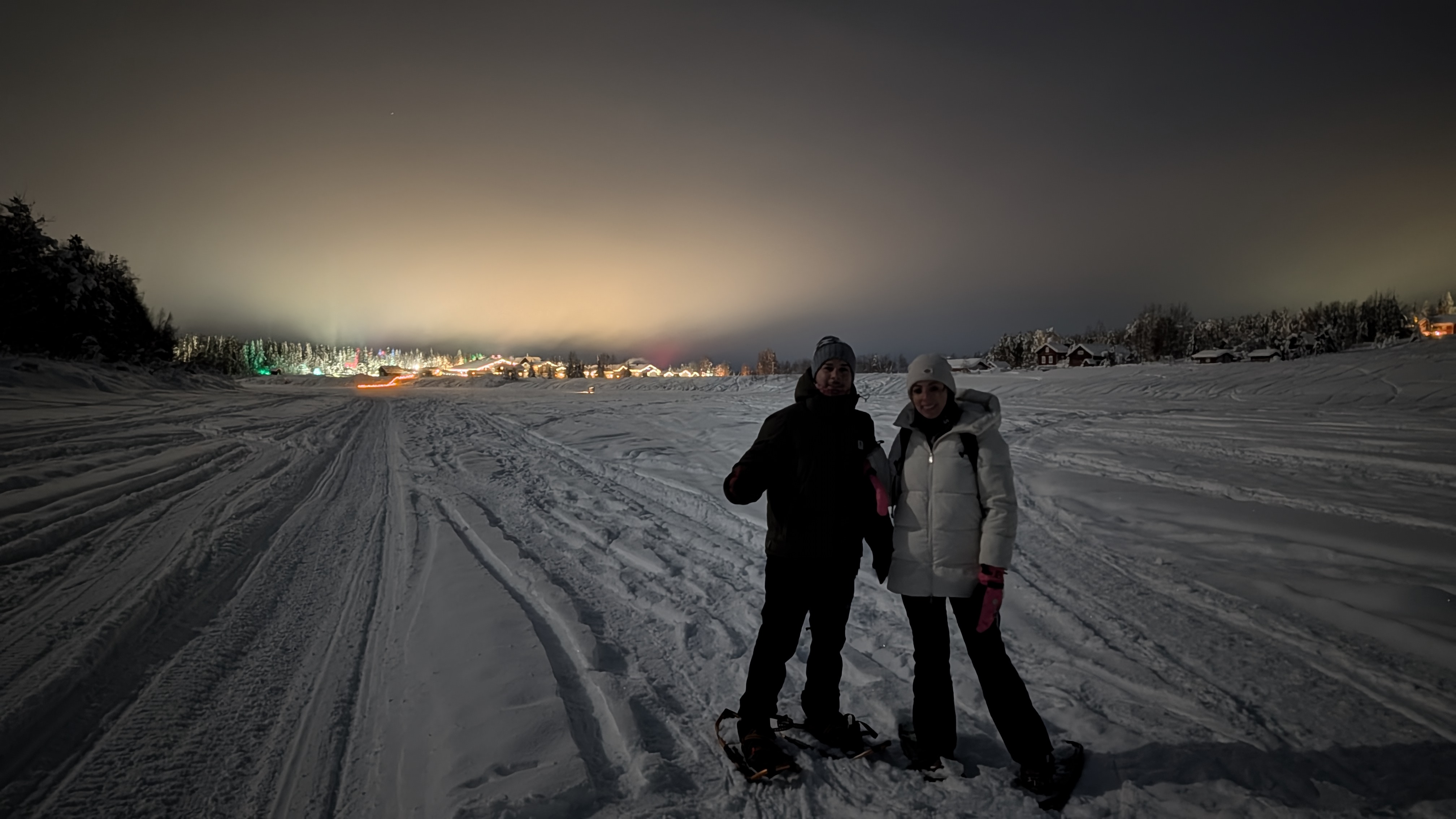 L’Anima dell’Artico: Ciaspolata Sotto le Stelle e Cena nel Bosco — foto 3