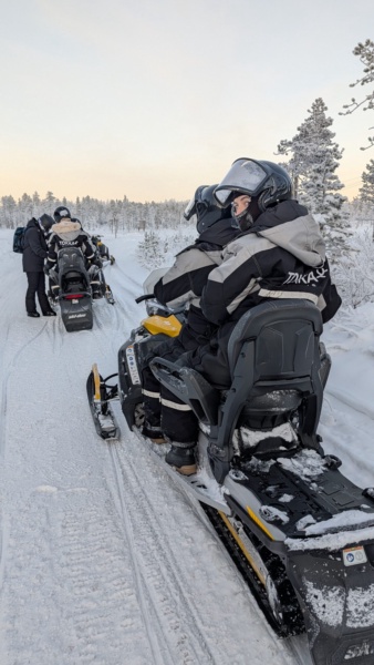 Avventura in Motoslitta: I Paesaggi di Levi in Piccoli Gruppi — foto 2