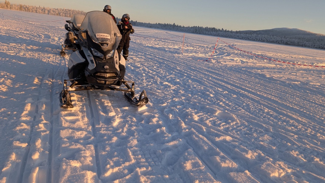 Avventura in Motoslitta: I Paesaggi di Levi in Piccoli Gruppi — foto 5