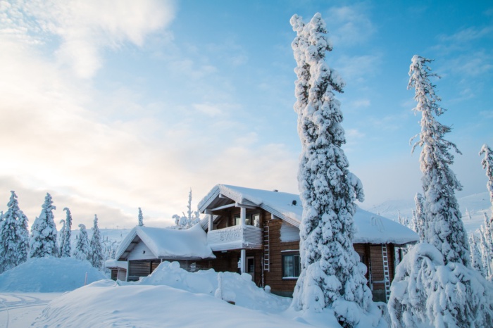 Igloo di vetro in Lapponia: valgono davvero la spesa?